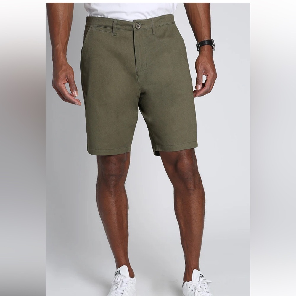 Jachs NY army green men’s shorts size 32 waist. Nwt
